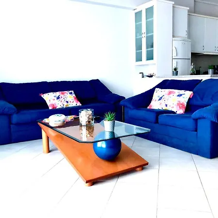 Апартаменты αquaview Гитион